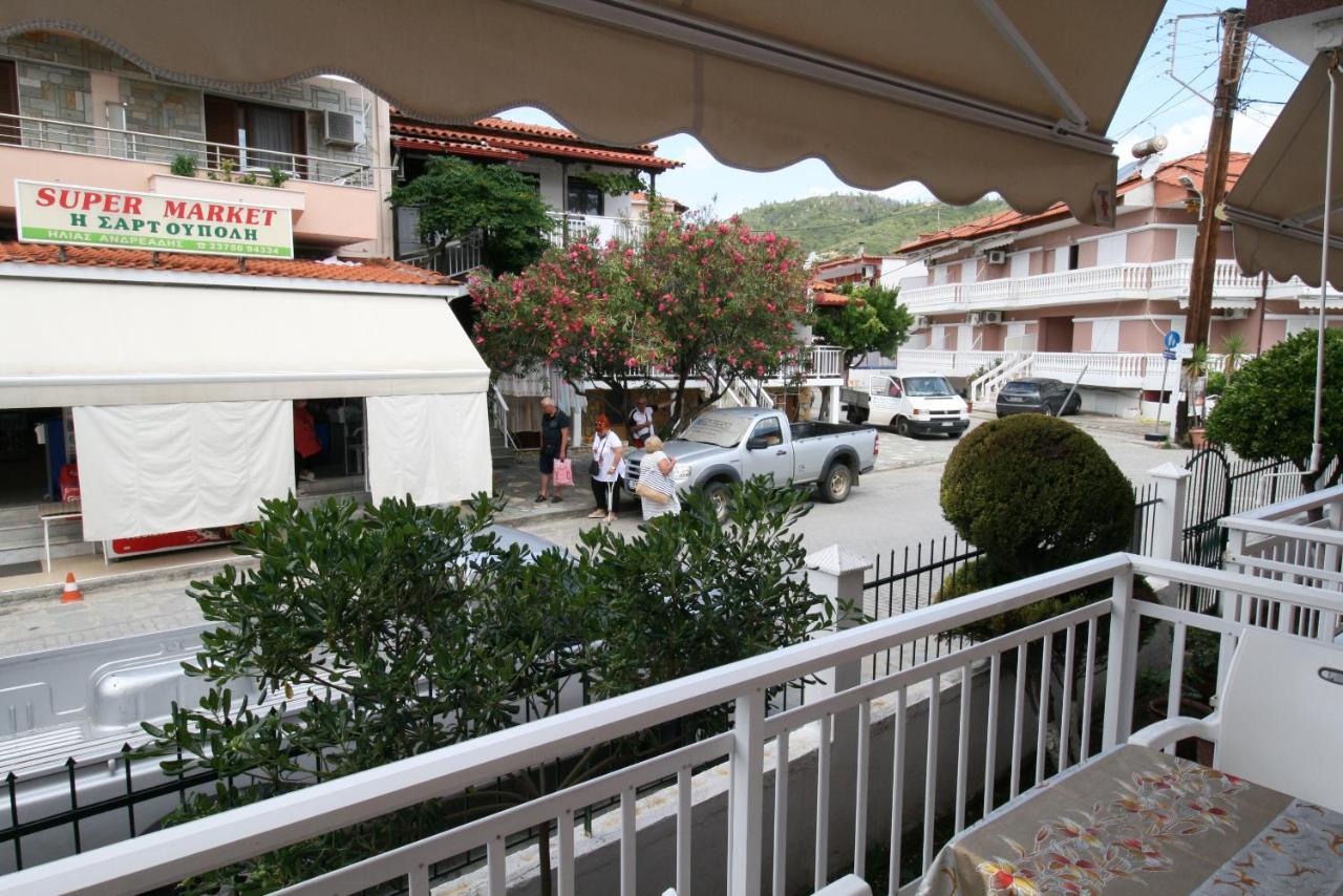 Sarti Center Studios 外观 照片