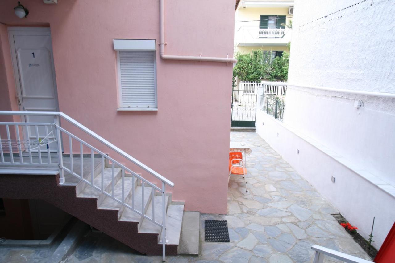 Sarti Center Studios 外观 照片